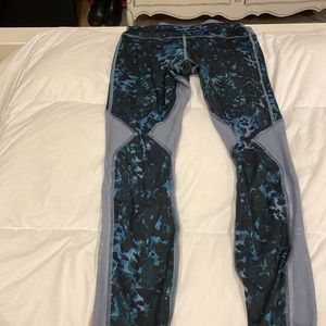 Lululemon leggings with mesh back legs